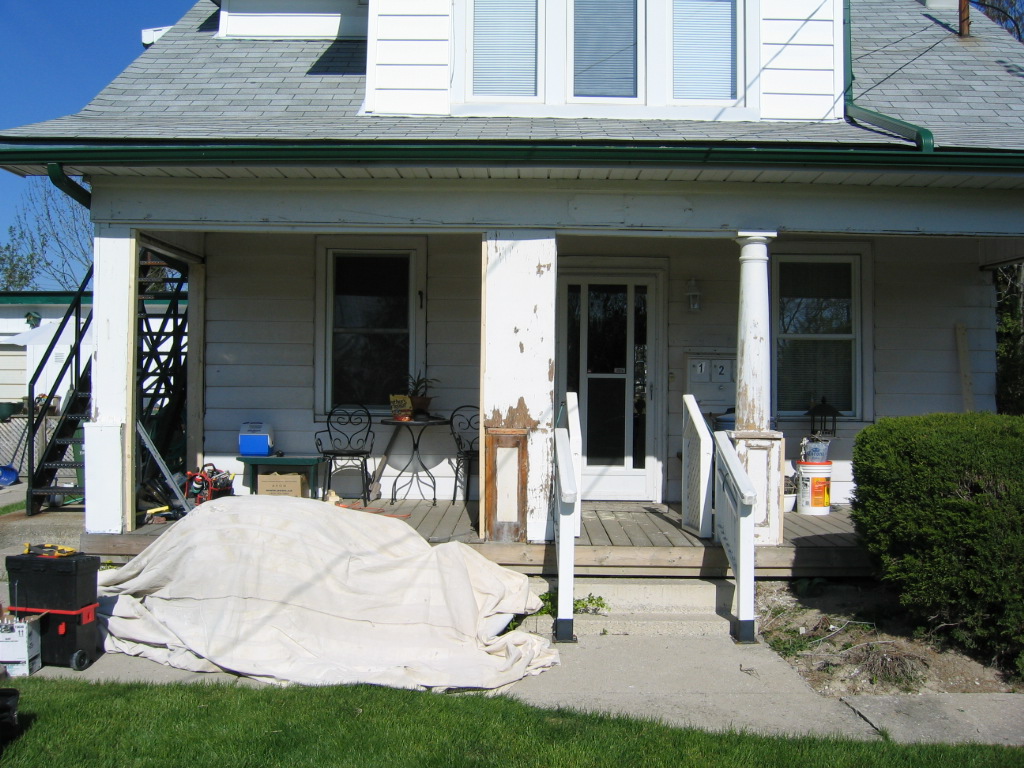 Upper-Gage-porch